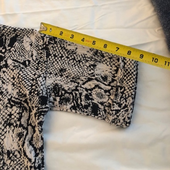 Cotton Innovation Top mid length sleeve with cuff Large - Picture 12 of 14